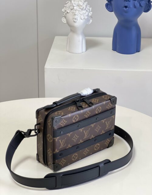 LV MINI SOFT TRUNK M44480 in 2023  Classic flap bag, Small messenger bag, Trunk  bag