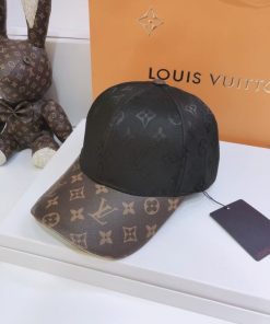 Louis Vuitton Monogram Baseball Supreme Cap Red LV Cap - JustinBie Lux