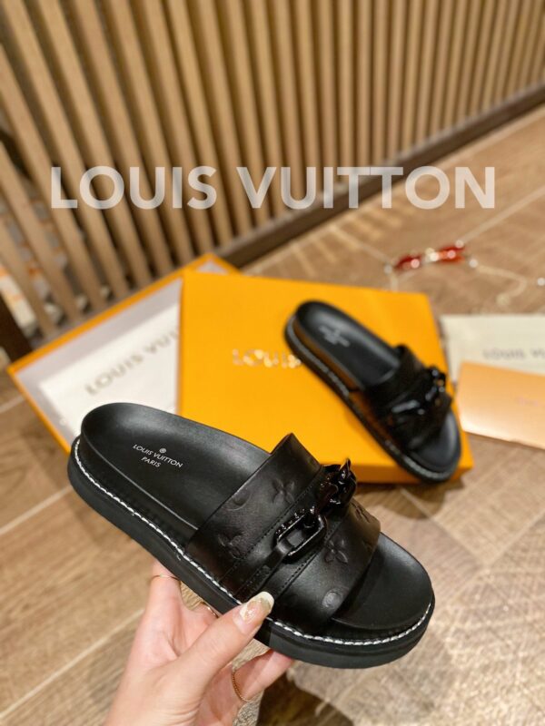 Louis Vuitton Lv Sunset Flat Comfort Mule in Black