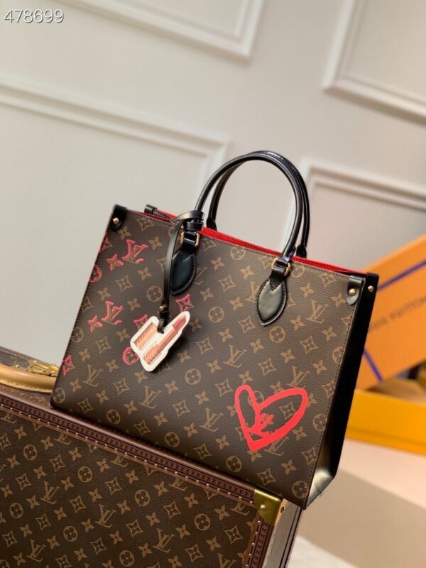Louis Vuitton Heart Onthego MM Fall in Love Monogram tote bag LV handbag OTG