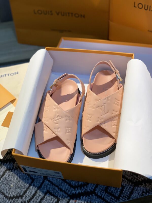 Louis Vuitton Paseo Flat Comfort Sandal Pink For Women LV 1A9RF9 -  JustinBie Lux