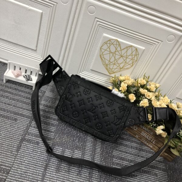 Louis Vuitton S Lock Sling Bag Black For Men, Men's Bags 8.3in/21cm LV  M58487 - JustinBie Lux
