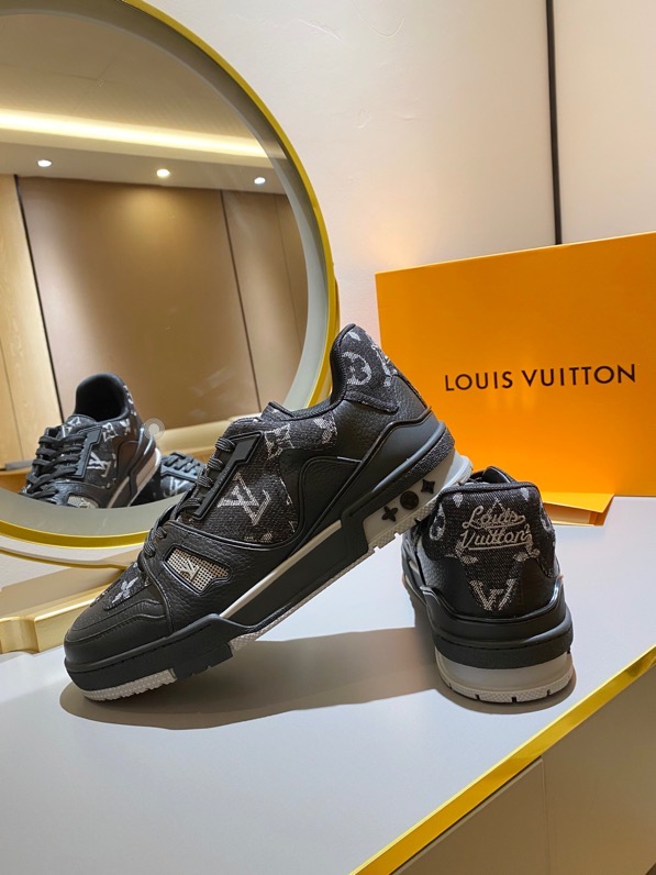 Louis Vuitton Trainer Sneaker Black Nigo/Virgil Abloh For Men LV