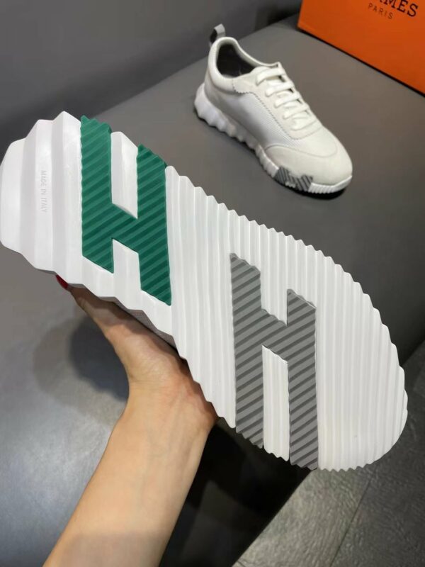 Hermes Bouncing Sneaker Beige For Men - JutinBie Luxury Store